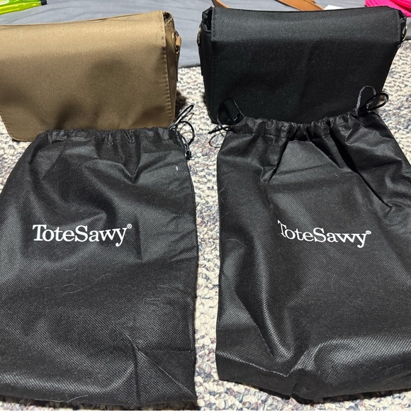 ToteSavvy Change Kit Crossbody Bags one black one Fawn - Picture 2 of 7